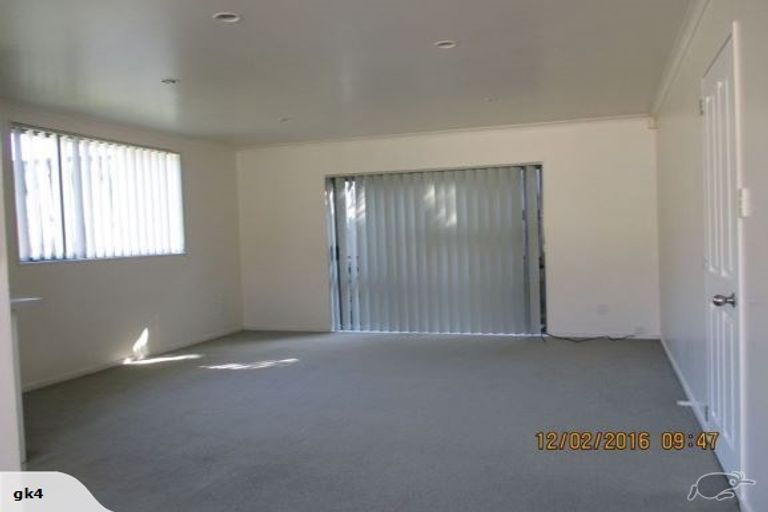 Photo of property in 9a Margarita Rise, Pukekohe, 2120