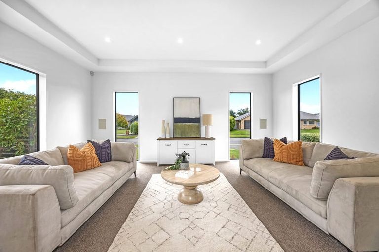 Photo of property in 25 Mokihi Gardens, Hillmorton, Christchurch, 8024