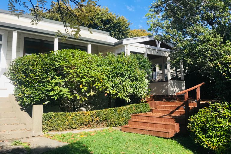 Photo of property in 28 Shelbourne Street, Nelson, 7010