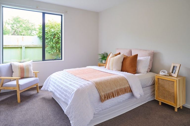 Photo of property in 22a Dunedin Street, Redwood, Christchurch, 8051