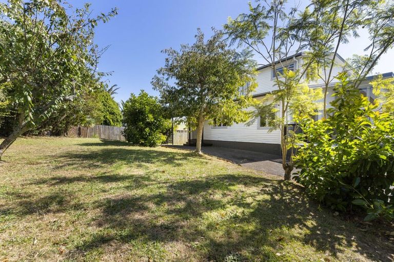 Photo of property in 92 Moore Street, Howick, Auckland, 2014