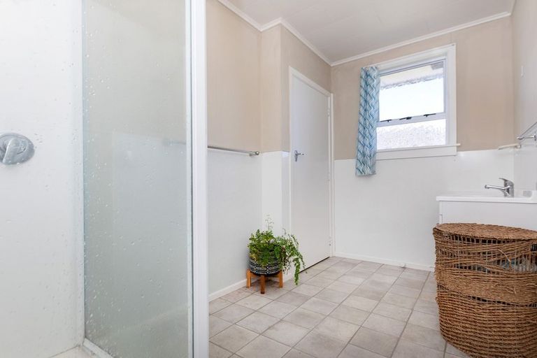 Photo of property in 67 Young Street, New Plymouth, 4310