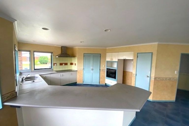 Photo of property in 58 Plateau Heights, Mount Maunganui, 3116