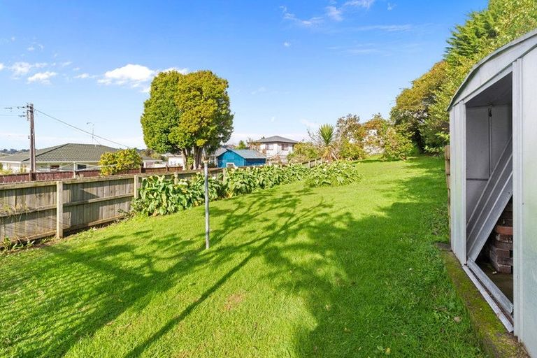 Photo of property in 60 Glengarry Road, Glen Eden, Auckland, 0602