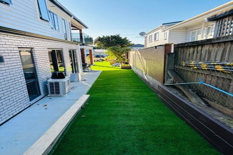 Photo of property in 69 Church Road, Mangere Bridge, Auckland, 2022