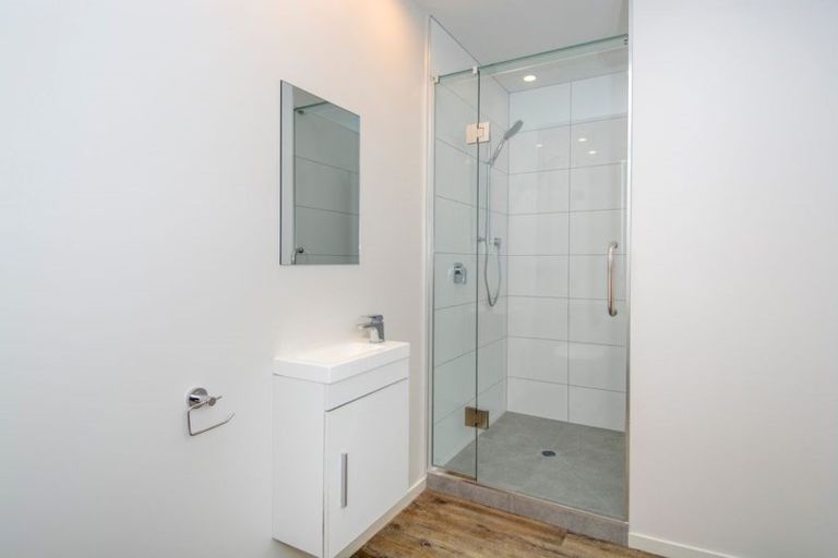 Photo of property in 80c Market Place, Papamoa Beach, Papamoa, 3118