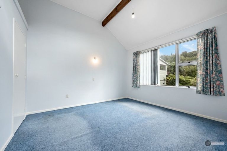 Photo of property in 11 Panorama Grove, Harbour View, Lower Hutt, 5010