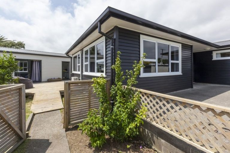 Photo of property in 14 Arawhata Road, Paraparaumu, 5032