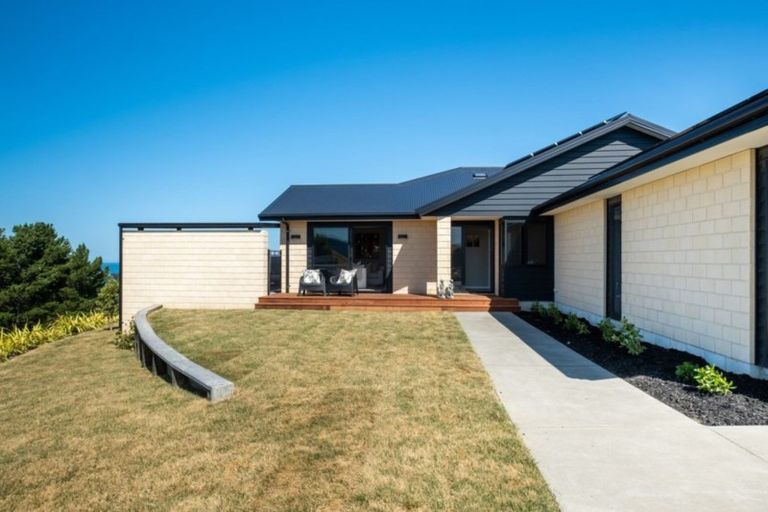 Photo of property in 140b Seafield Road, Eskdale, Napier, 4182