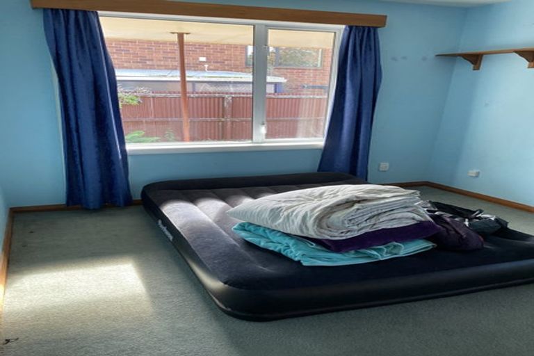 Photo of property in 5 Wyatt Place, Russley, Christchurch, 8042