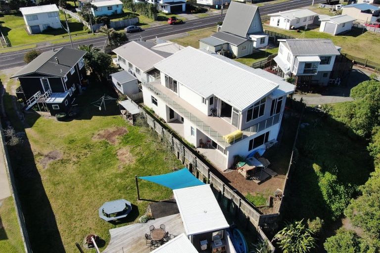 Photo of property in 264a Seaforth Road, Waihi Beach, 3611