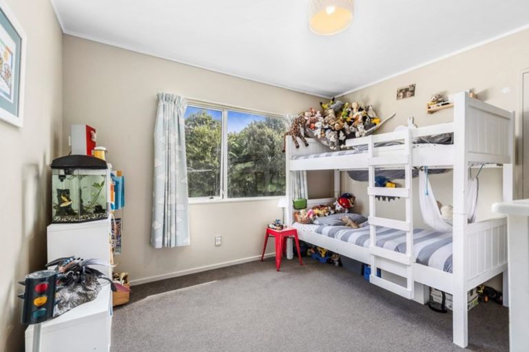 Photo of property in 233 Whitehills Road, Waitoki, Silverdale, 0994