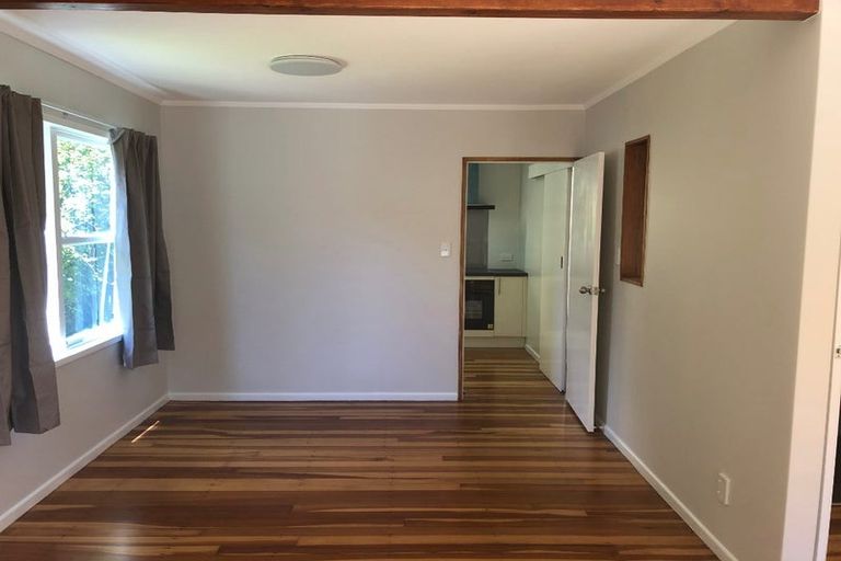 Photo of property in 126 Middleton Road, Churton Park, Wellington, 6037