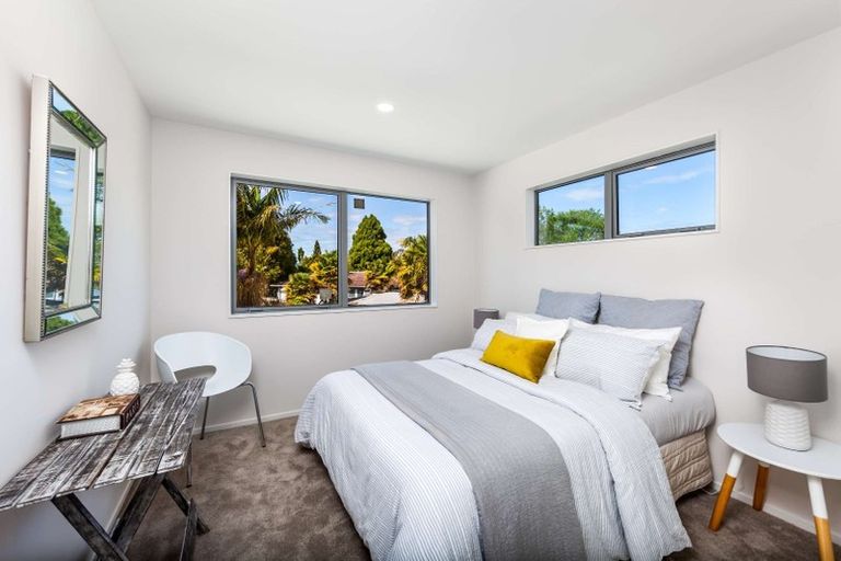 Photo of property in 63c Riverpark Crescent, Henderson, Auckland, 0610