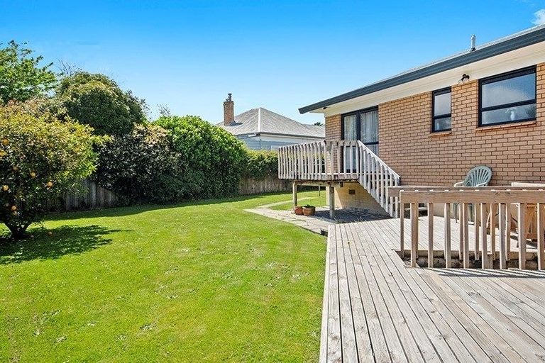 Photo of property in 7 Churchill Terrace, Waiuku, 2123
