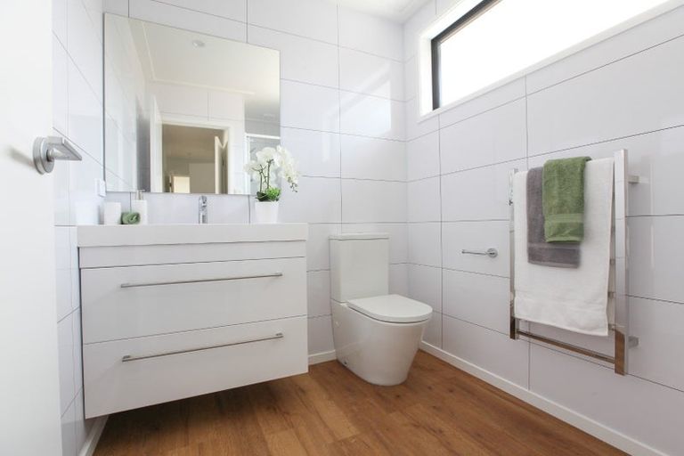 Photo of property in 1/16 Heath Street, Saint Andrews, Hamilton, 3200