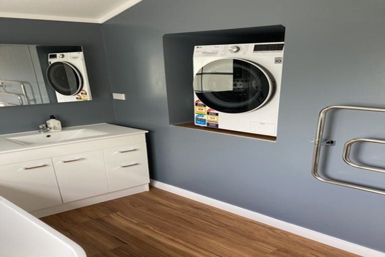 Photo of property in 4 Gore Street, Seatoun, Wellington, 6022