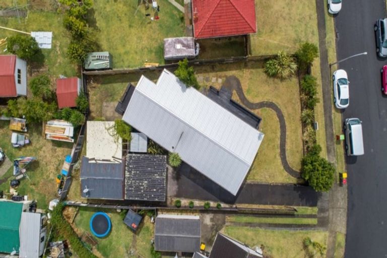 Photo of property in 10 Beeston Crescent, Manurewa, Auckland, 2102