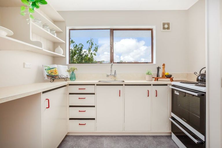 Photo of property in 28a Old Coach Road, Johnsonville, Wellington, 6037