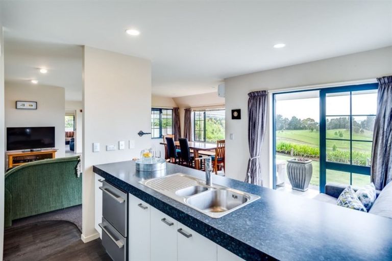 Photo of property in 39 Cumberland Rise, Taradale, Napier, 4112