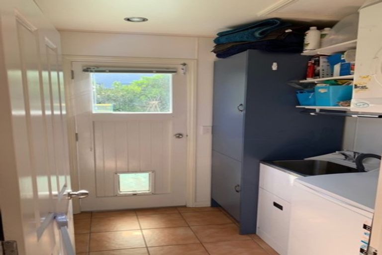 Photo of property in 6 Miro Street, Eastbourne, Lower Hutt, 5013