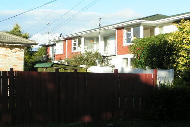 Photo of property in 3/3 Sydney Street, Hauraki, Auckland, 0622