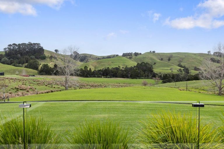 Photo of property in 331 Pukapuka Road, Pohuehue, Warkworth, 0983