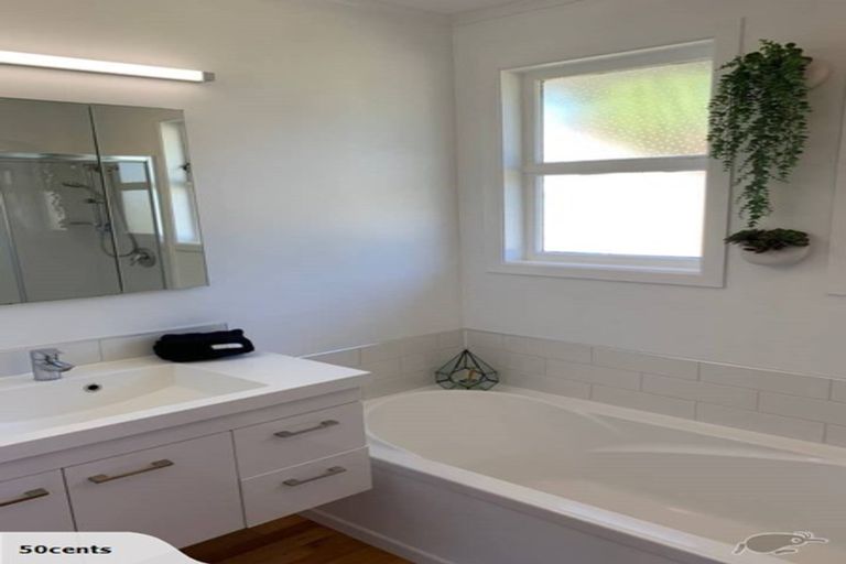 Photo of property in 21 Iles Road, Lynmore, Rotorua, 3010