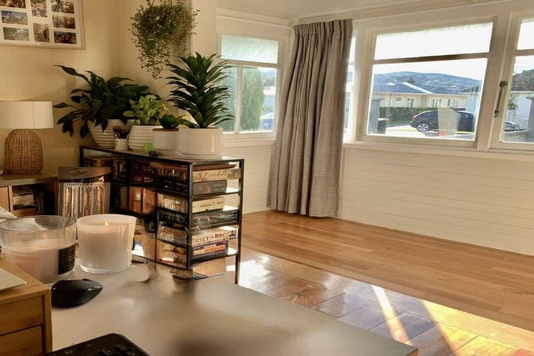 Photo of property in 42a Cudby Street, Woburn, Lower Hutt, 5011