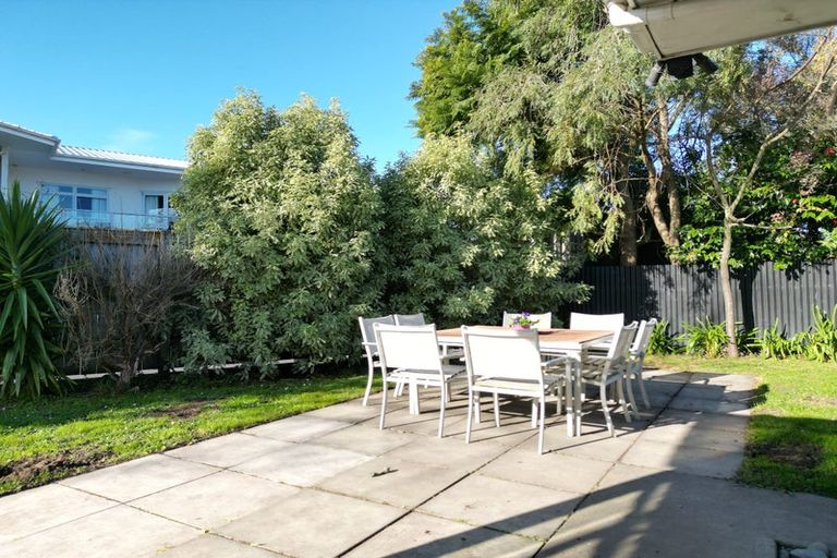 Photo of property in 68a Napier Road, Havelock North, 4130