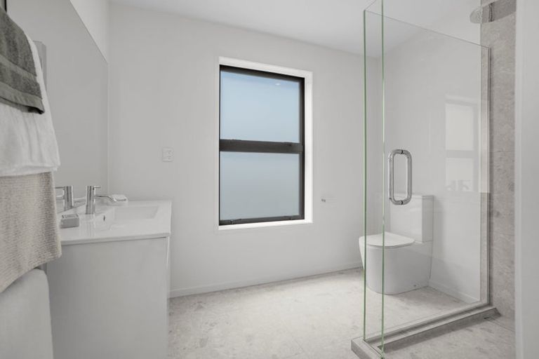 Photo of property in 3/10 Pascoe Avenue, Paremata, Porirua, 5026