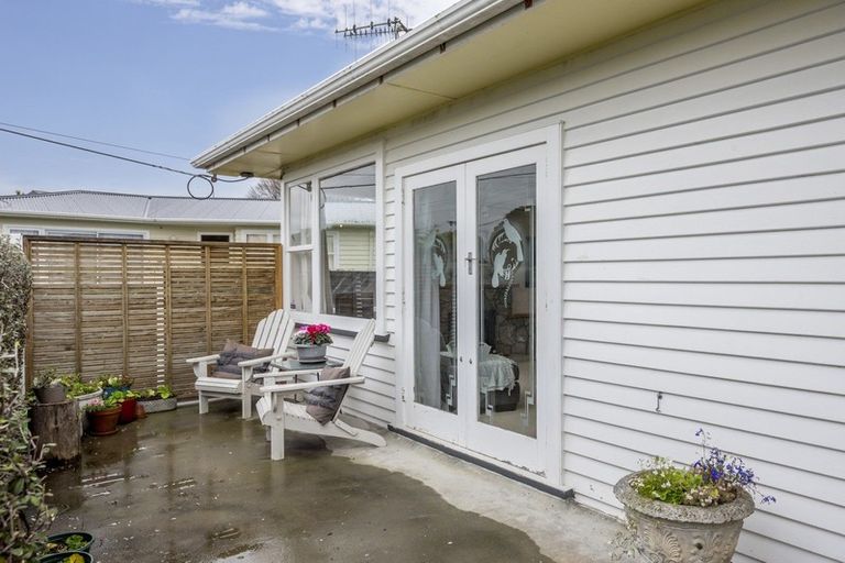 Photo of property in 12 Highbury Drive, Levin, 5510