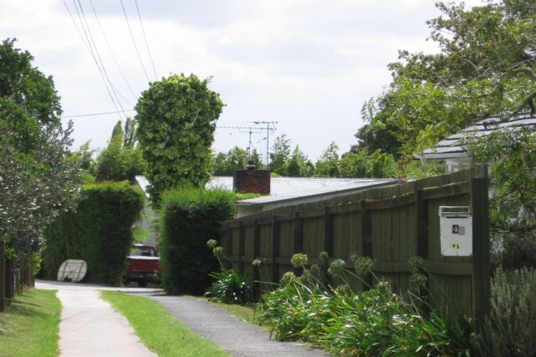 Photo of property in 14a Tramway Road, Beach Haven, Auckland, 0626