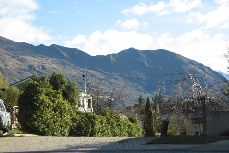 Photo of property in 21 Scaife Place, Wanaka, 9305