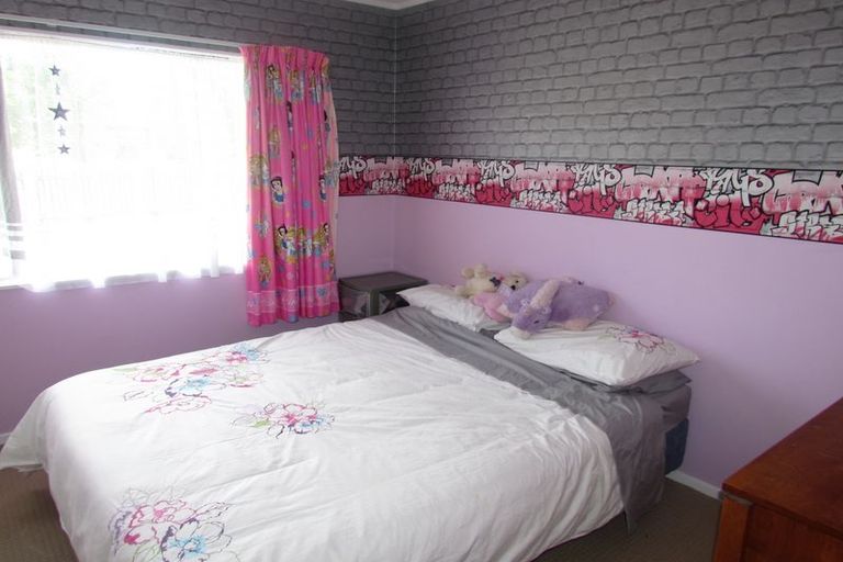 Photo of property in 21 Nash Place, Masterton, 5810