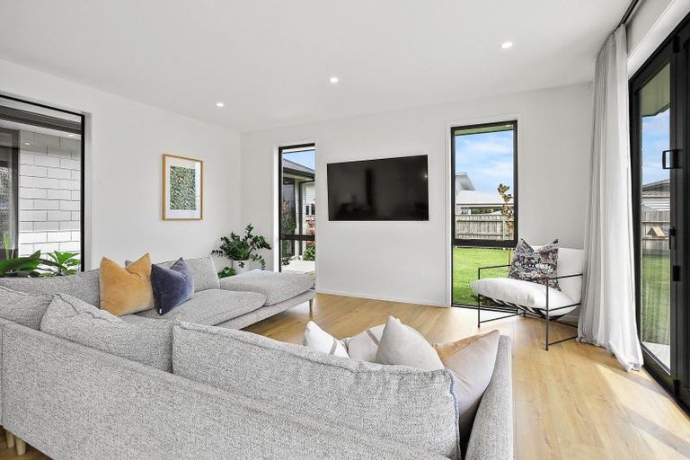 Photo of property in 31 Costello Drive, Ngatea, 3503