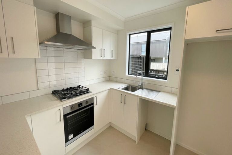 Photo of property in 63 Manarini Road, Westgate, Auckland, 0614
