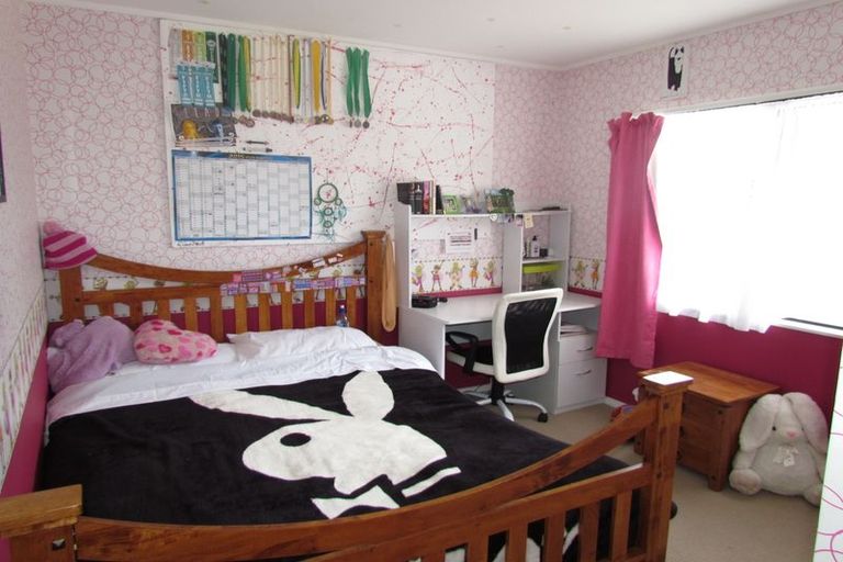 Photo of property in 21 Nash Place, Masterton, 5810