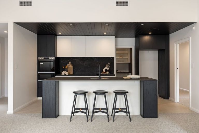 Photo of property in 105 Freedom Drive, Kelvin Grove, Palmerston North, 4470