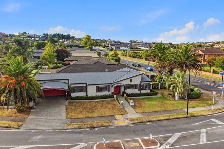 Photo of property in 110 Reynolds Road, Pukekohe, 2120