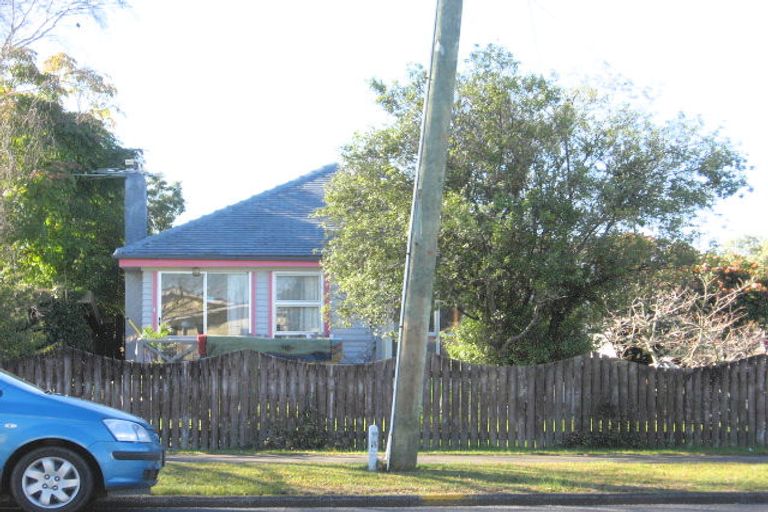 Photo of property in 1/92 Kelvin Road, Papakura, 2110