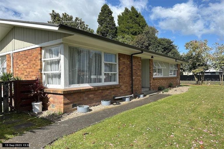 Photo of property in 2 Terence Street, Fairview Downs, Hamilton, 3214
