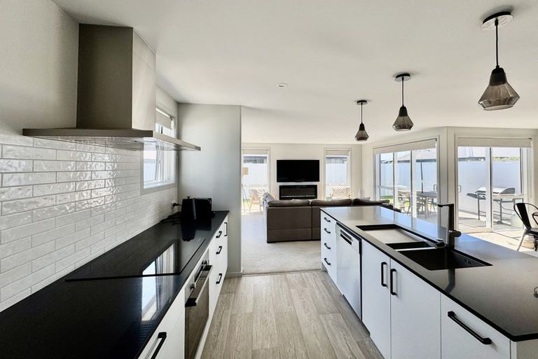 Photo of property in 269 Te Okuroa Drive, Papamoa, 3118