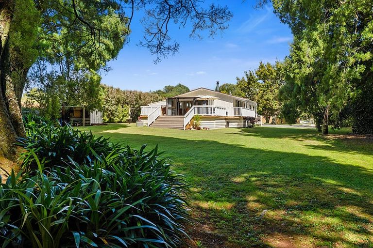 Photo of property in 359a Tukapa Street, Hurdon, New Plymouth, 4310