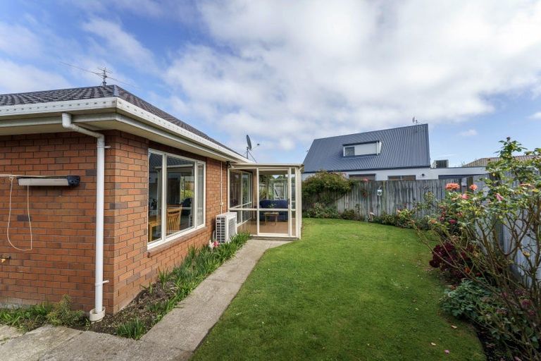 Photo of property in 17 Seascape Gardens, Bromley, Christchurch, 8062