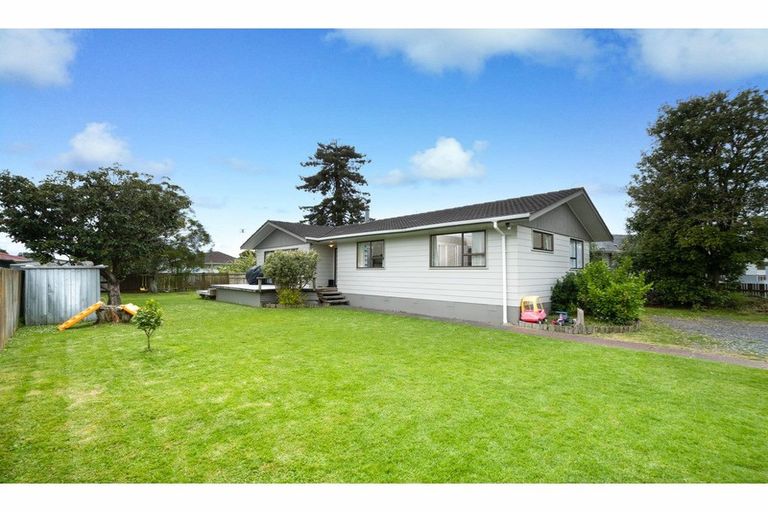 Photo of property in 99 Bruce Mclaren Road, Henderson, Auckland, 0612