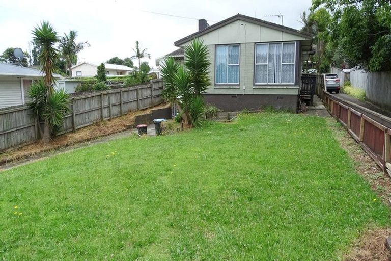 Photo of property in 5 Whitford Avenue, Mount Wellington, Auckland, 1060