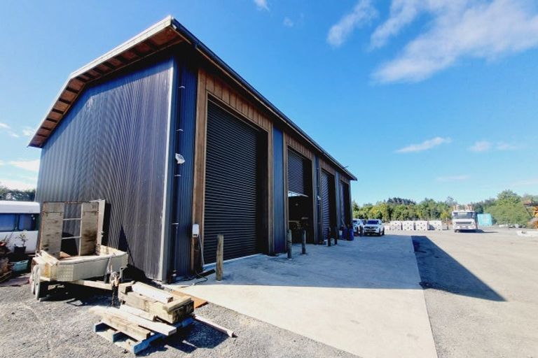 Photo of property in 804 Kahikatea Flat Road, Waitoki, Kaukapakapa, 0871