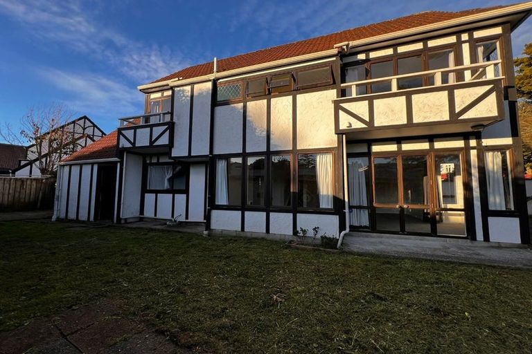 Photo of property in 3/15 Swanson Road, Henderson, Auckland, 0610