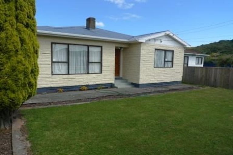 Photo of property in 30 Norfolk Street, Wainuiomata, Lower Hutt, 5014